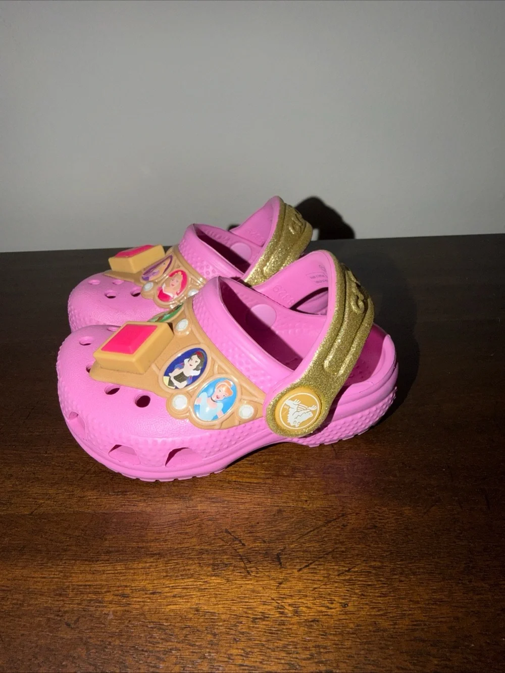 Disney Princess Light Up Jewel Crocs Size C4 🔥🔥🔥